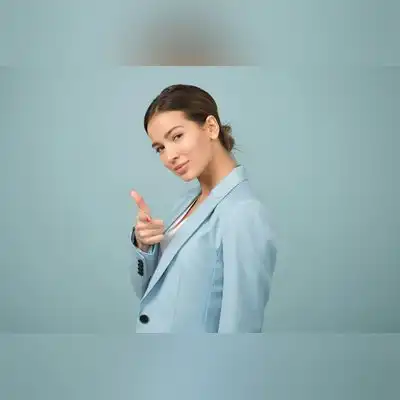 吴伟华
